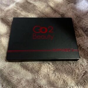 Exposed 2 Blush Palette - Black and Red